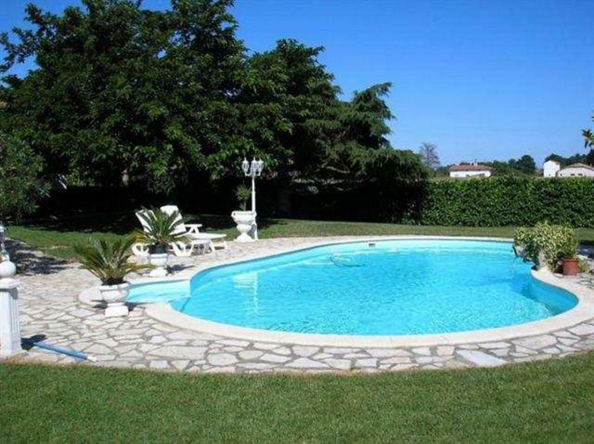 Chambre D'Hotes Bleue Saint-Nicolas-de-la-Grave Εξωτερικό φωτογραφία